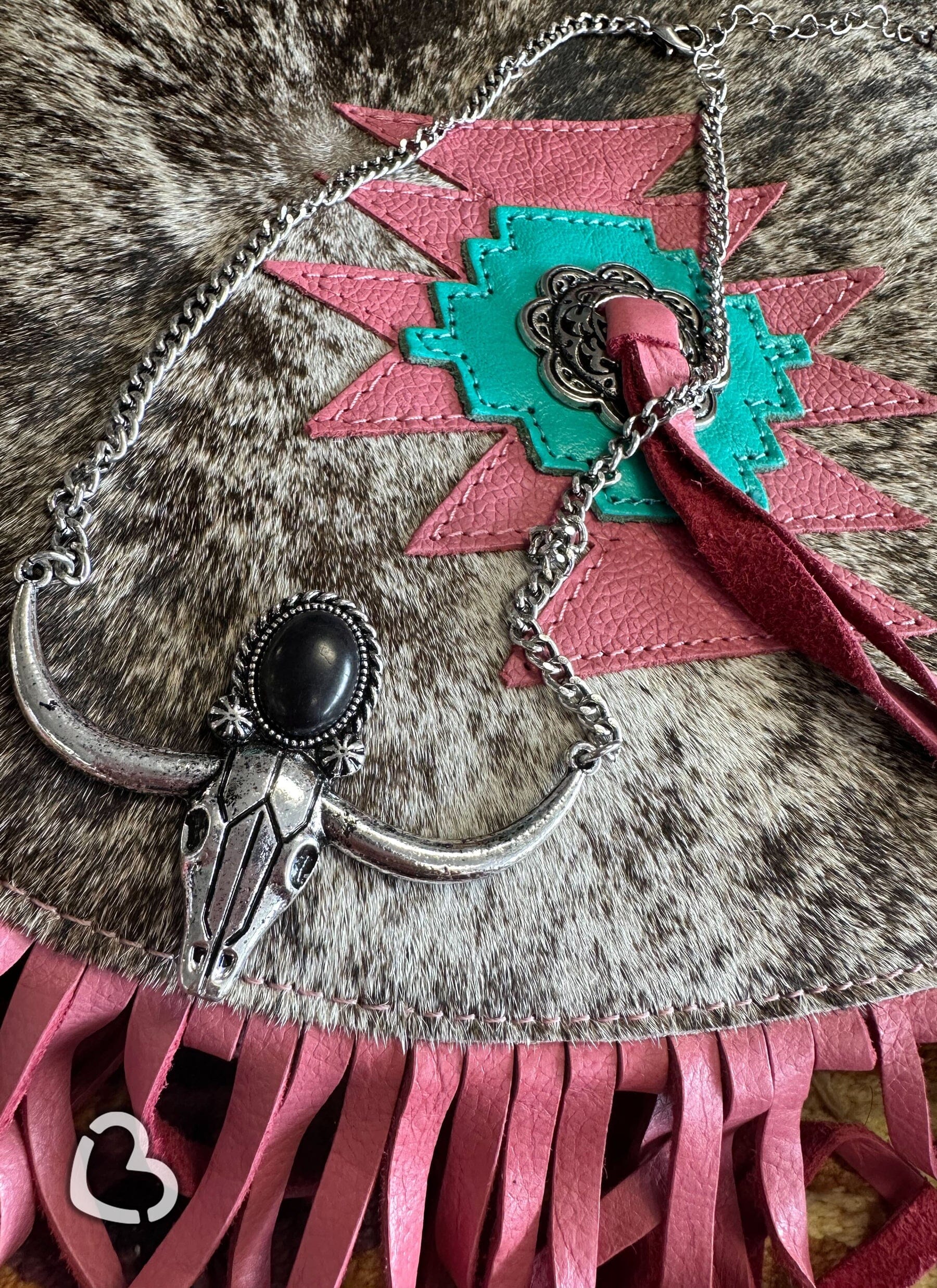 Black Stone Longhorn Necklace Jewelry Cheekys Brand 