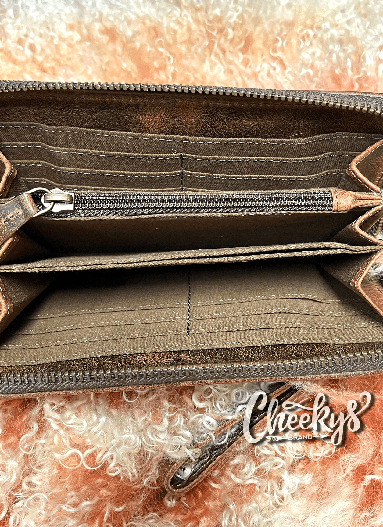 Obray Wallet/Clutch Leather Cheekys Brand 
