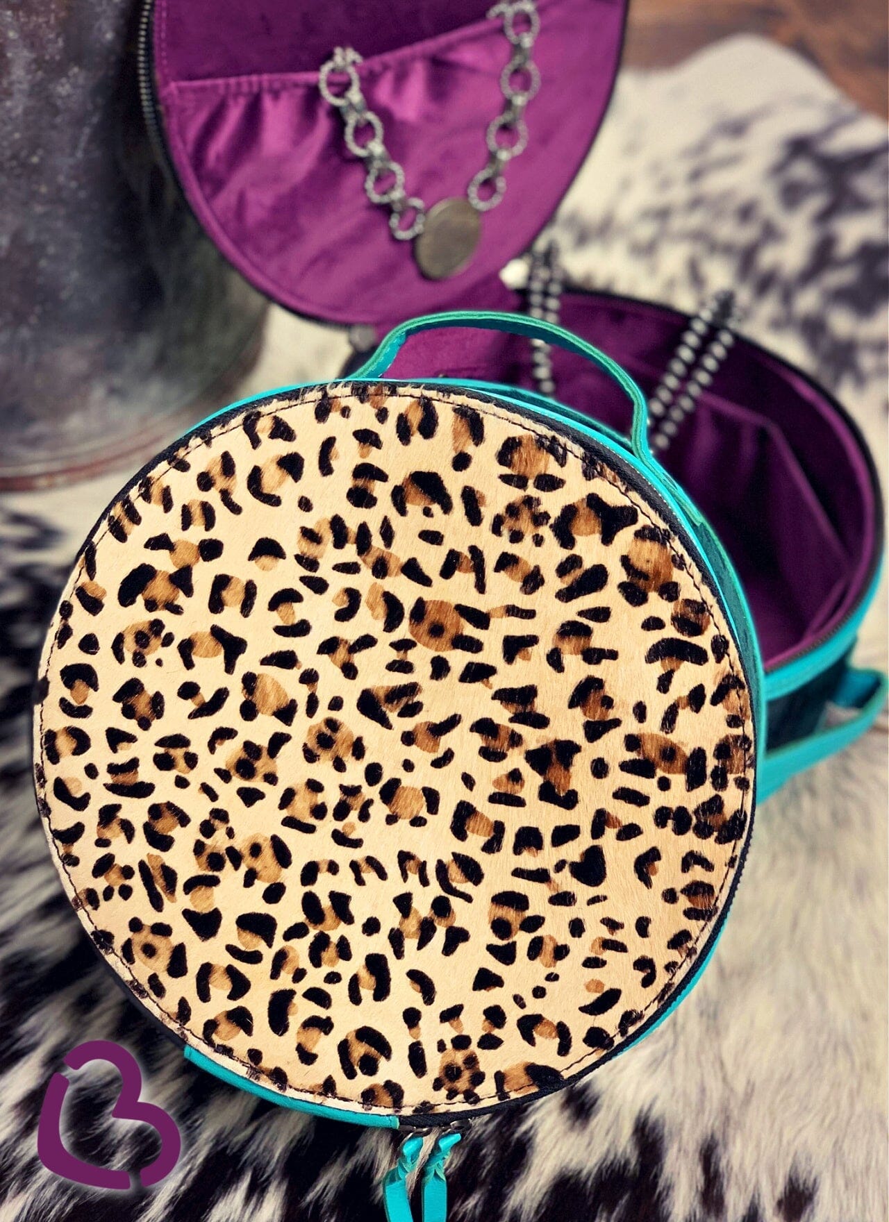 A Walk On The Wild Side Round Jewelry Case Handbags & Clutches 144 